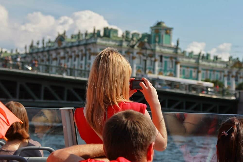 Hop On Hop Off — экскурсия по Петербургу по рекам и каналам с остановками - 8