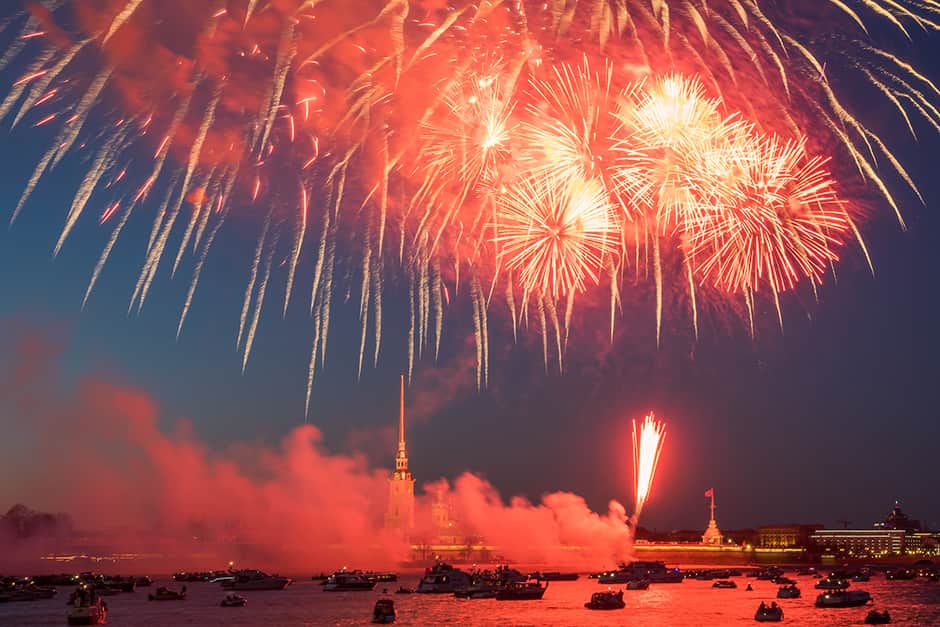 День Города на теплоходе с салютом в Санкт-Петербурге 2026 - 6
