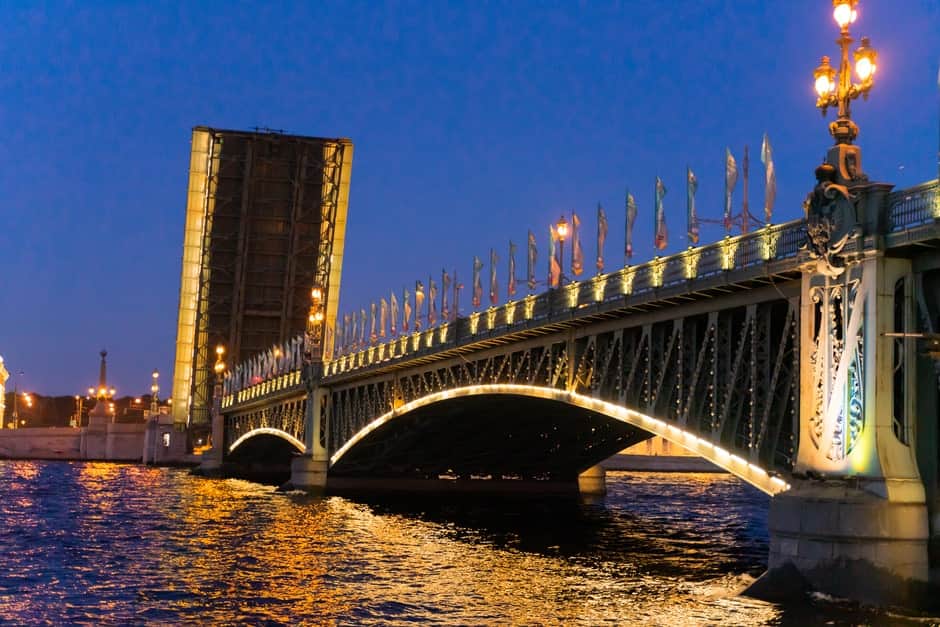 Экскурсия на развод мостов в Петербурге на теплоходе по Неве 2026 - 4