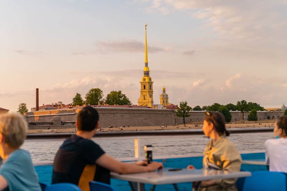 Поездка на теплоходе с выходом в Финский залив на закате «Золотой час» - 10