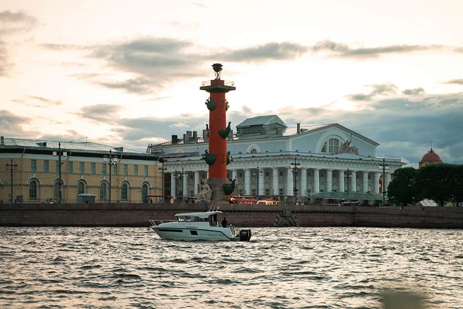 Экскурсия на теплоходе к Лахта Центру - 8
