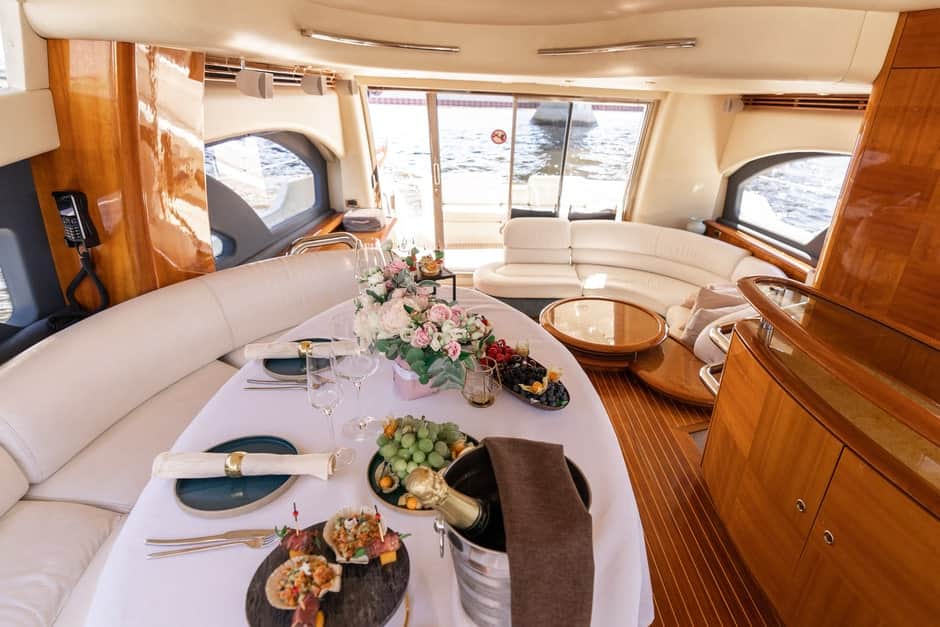 Аренда яхты Azimut 55 до 11 человек - 6