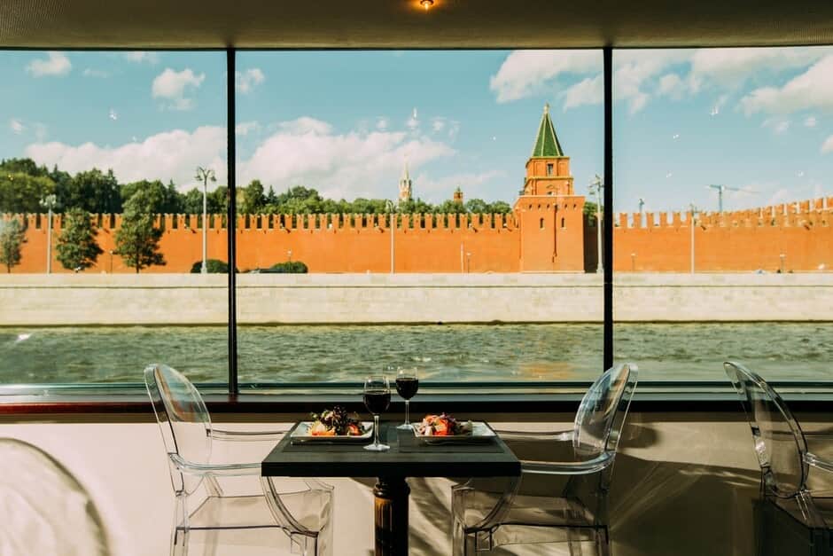 Речные прогулки на теплоходе Ривер Лаунж (River Lounge) - 3