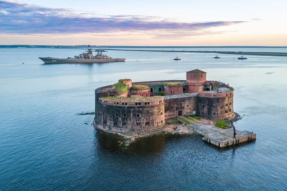 Морская прогулка по фортам Кронштадта с автобусной экскурсией - 10