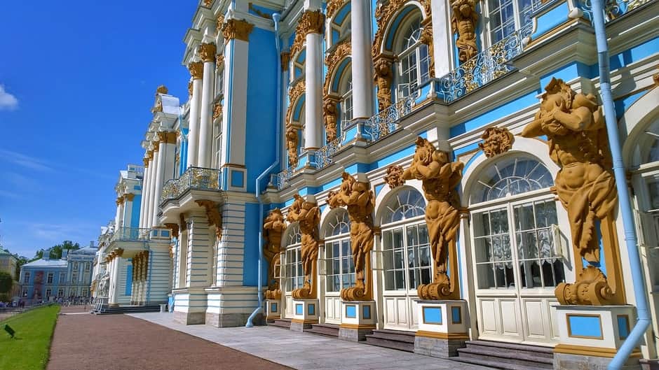 Автобусная экскурсия в Екатерининский дворец и парк в Пушкине (Янтарная комната): расписание и цены в Санкт-Петербурге - 3