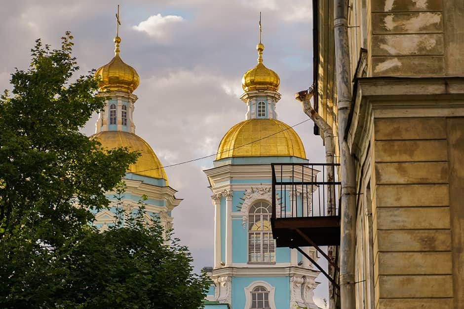 Прогулка утром на катере по рекам и каналам Петербурга: групповая экскурсия с выходом в Неву и подходом к Крейсеру Аврора - 2