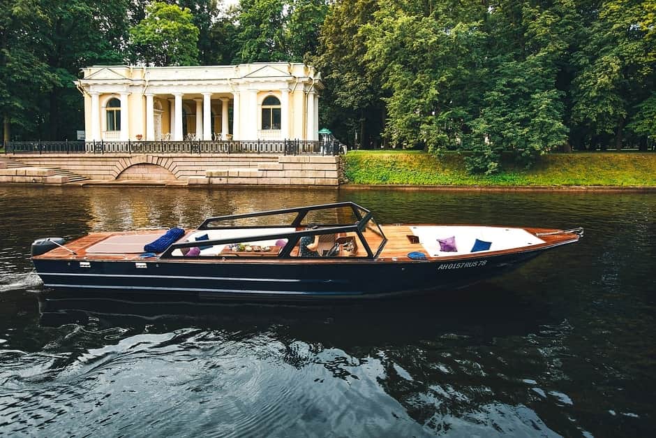 Аренда катера Blueberry в Санкт-Петербурге - 1