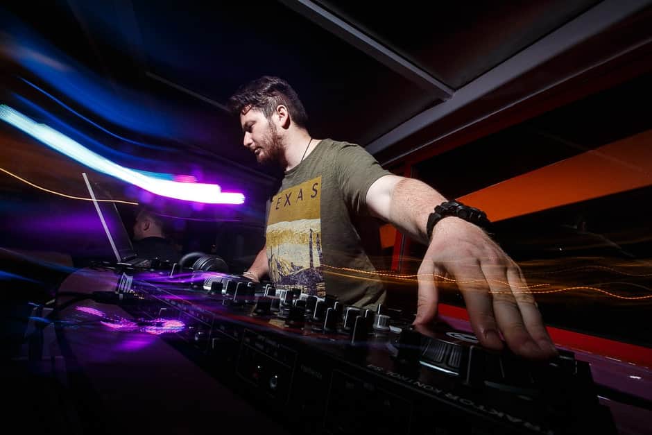 Прогулка с DJ и музыкой в акватории Невы на теплоходе «Пурга» - 3