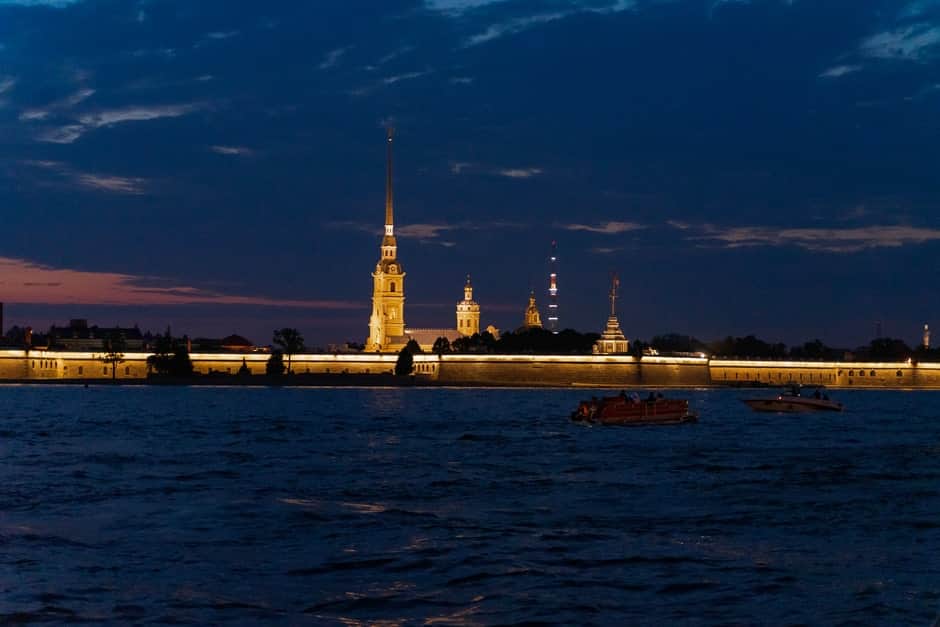Экскурсия по Неве от Петропавловской крепости мимо разводных мостов - 5