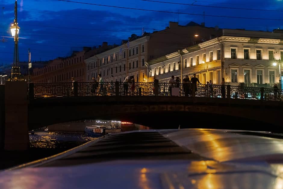 Путешествие с живой музыкой по вечернему Петербургу - 4