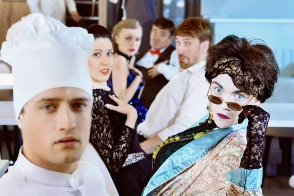 Иммерсивное шоу на теплоходе в Санкт-Петербурге - 2