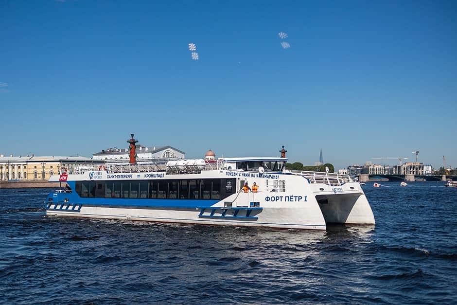 Комбо-тур в Кронштадт и Петергоф по воде — купить билеты на Nevatrip - 9