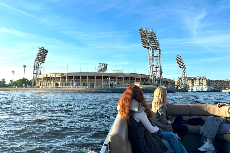 На катере по Петроградской — групповая экскурсия от центра города по рукавам Невы, вокруг Петроградской стороны и по реке Карповке - 6