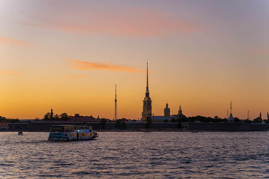 На катере по Петроградской — групповая экскурсия от центра города по рукавам Невы, вокруг Петроградской стороны и по реке Карповке - 1
