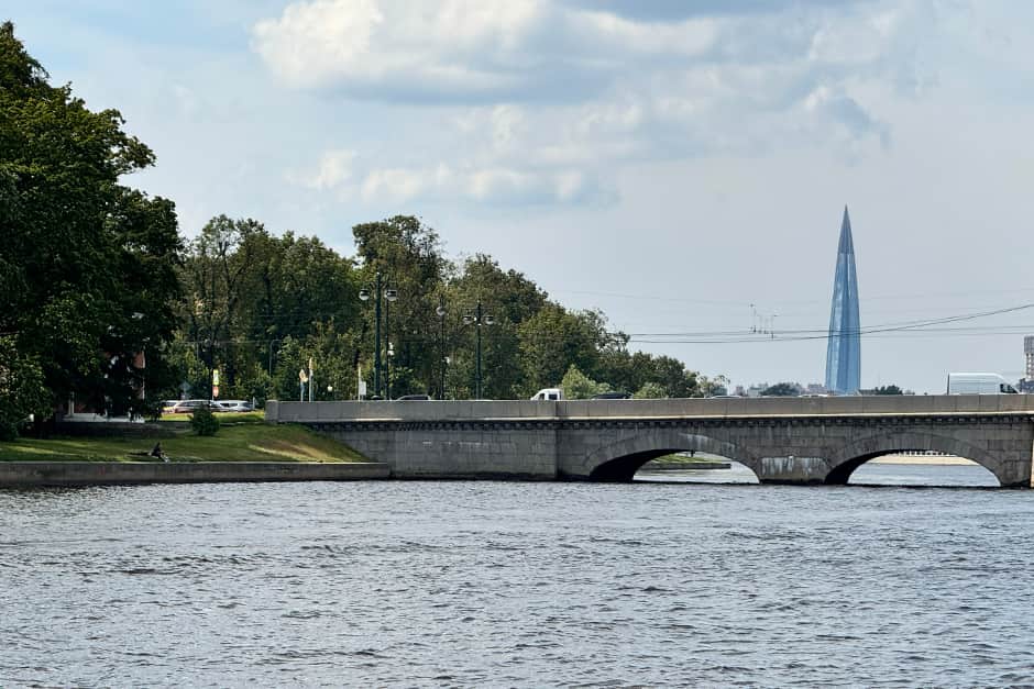 Прогулка на теплоходе к Елагину острову по рекам и каналам Санкт-Петербурга — маршрут, расписание рейсов, стоимость билетов - 8