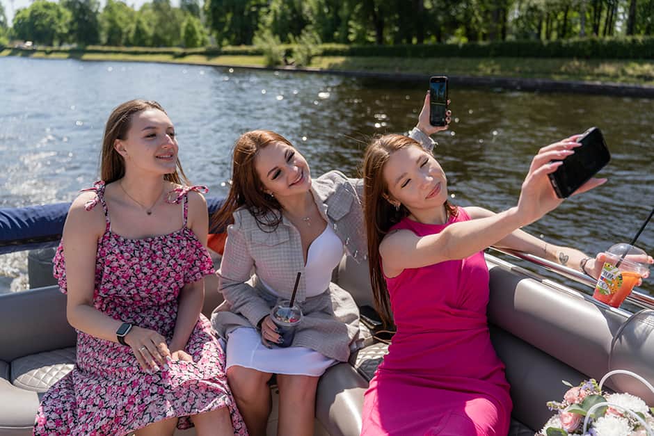 Современный Петербург на катере — купить билеты на Nevatrip - 4