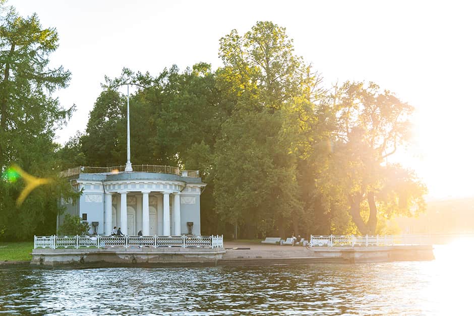 Современный Петербург на катере — купить билеты на Nevatrip - 10