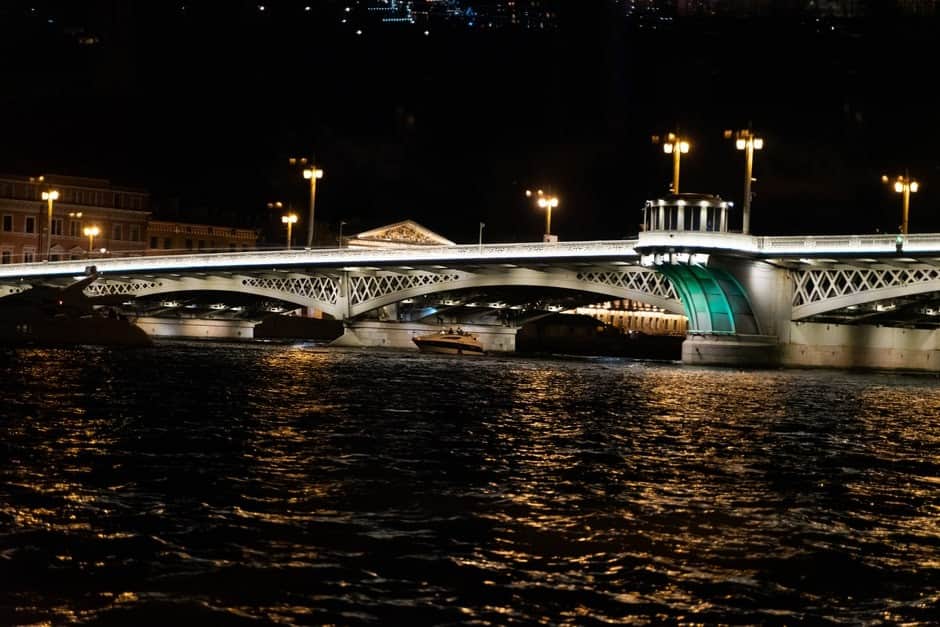 Ночная прогулка по Петербургу на теплоходе с саксофоном - 5