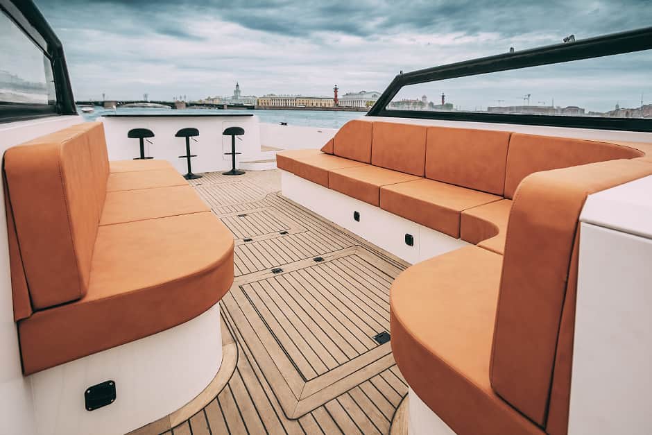 Групповая прогулка на VIP-яхте Cloudberry — купить билеты на Nevatrip - 6
