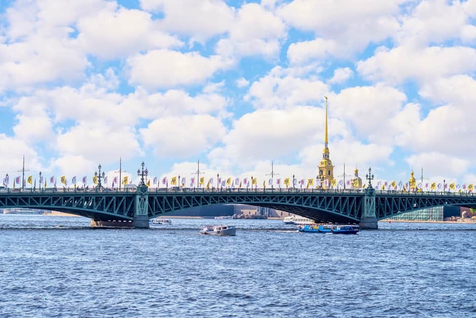Обзорная автобусная экскурсия по центру Санкт-Петербурга — купить билеты на Nevatrip - 3