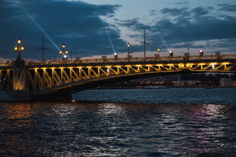 Прогулка на развод мостов от Мойки, 12 — купить билеты на Nevatrip - 4
