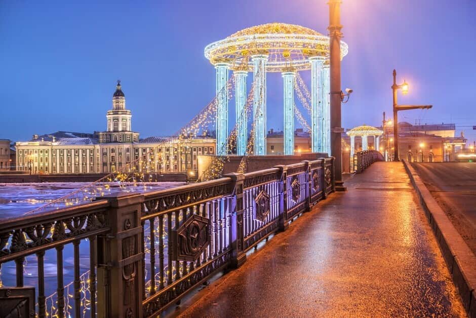 Тематический экскурсионный рейс по центру Петербурга на Католическое рождество 24 декабря 2026 - 9