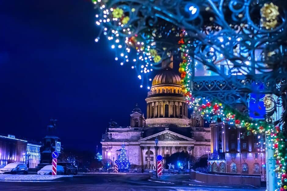 Тематический экскурсионный рейс по центру Петербурга на Католическое рождество 24 декабря 2026 - 7