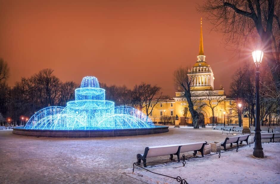 Новогодняя обзорная экскурсия по центру Петербурга в зимние каникулы - 7