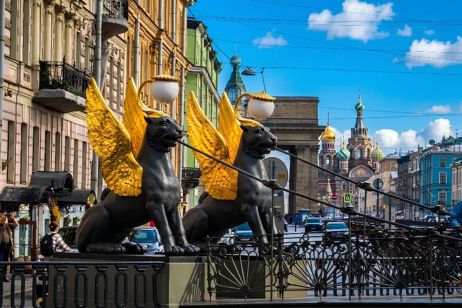 Обзорная экскурсия «Первое свидание с Петербургом»