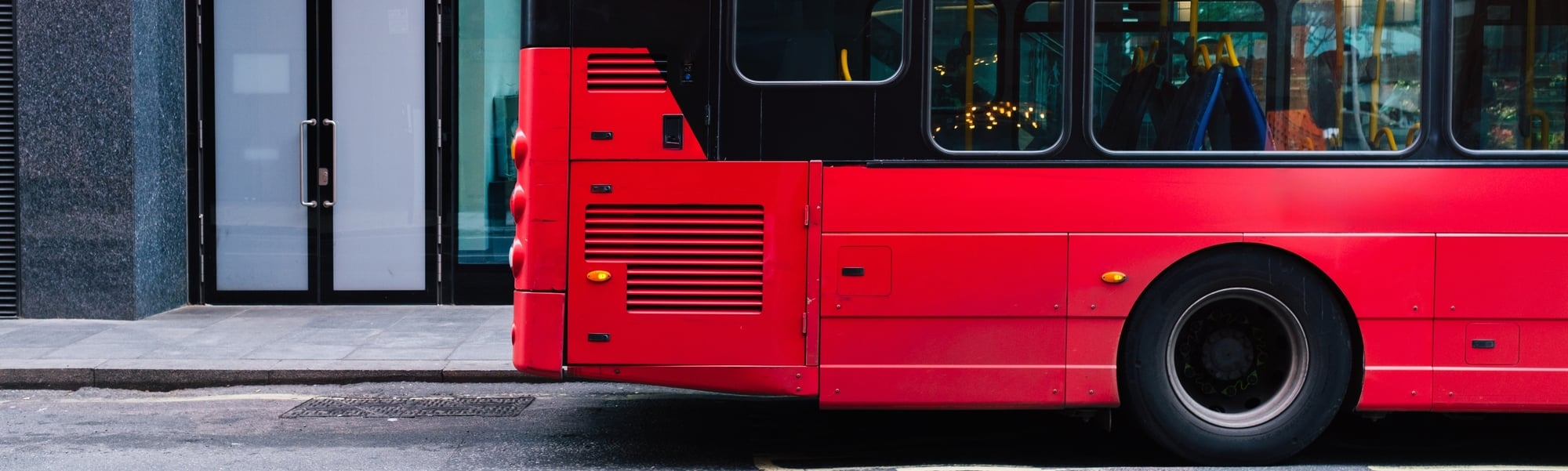 Обзорная экскурсия по Петербургу на двухэтажном автобусе