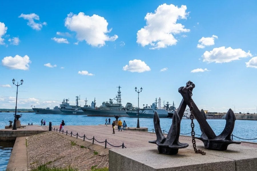 Экскурсия в Кронштадт: Морской собор и «Остров фортов»