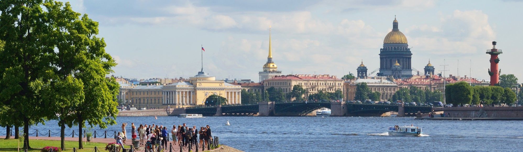 Дневные экскурсии по рекам и каналам Петербурга
