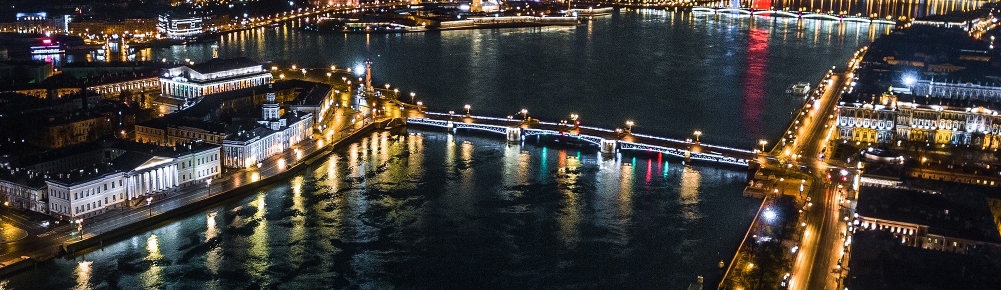 Тур под мостами на теплоходе «Чайка»