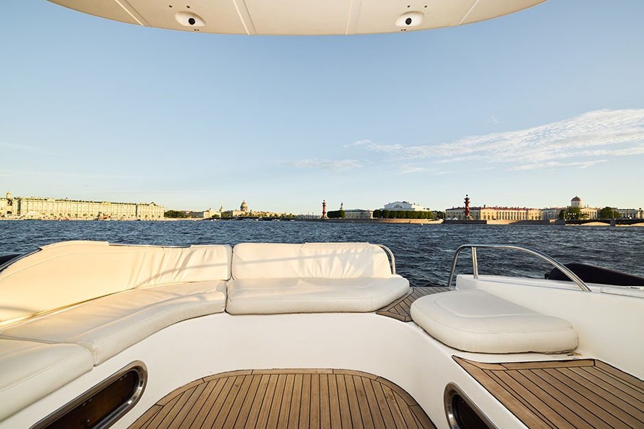 Площадка на корме 