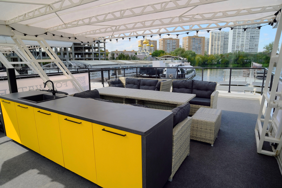 Верхняя палуба