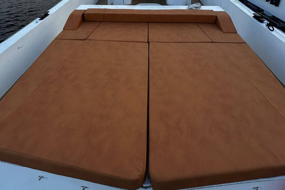 Барная стойка на корме