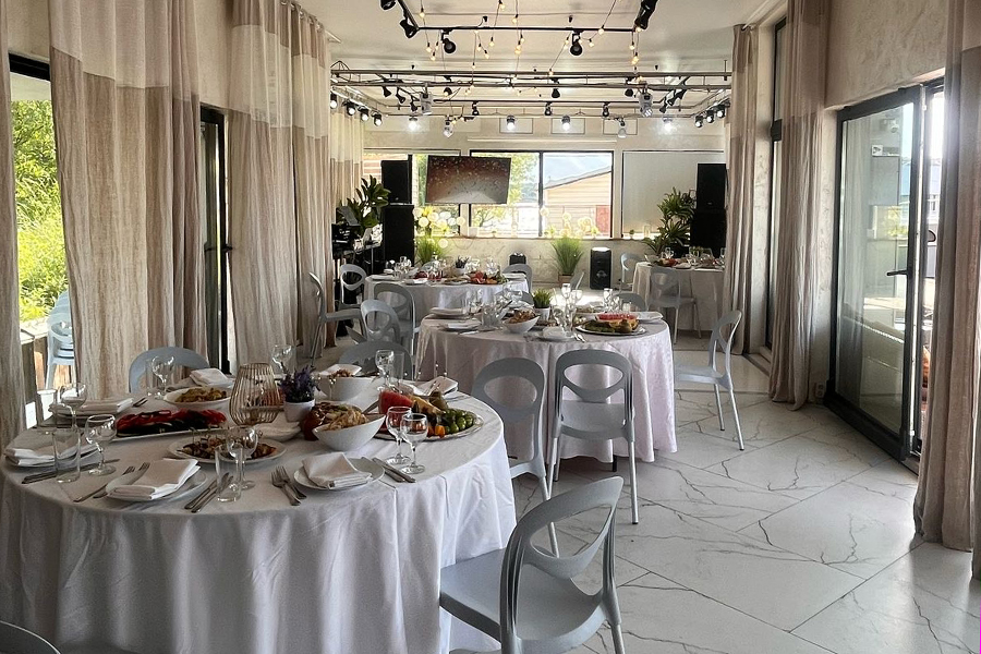 Основной зал