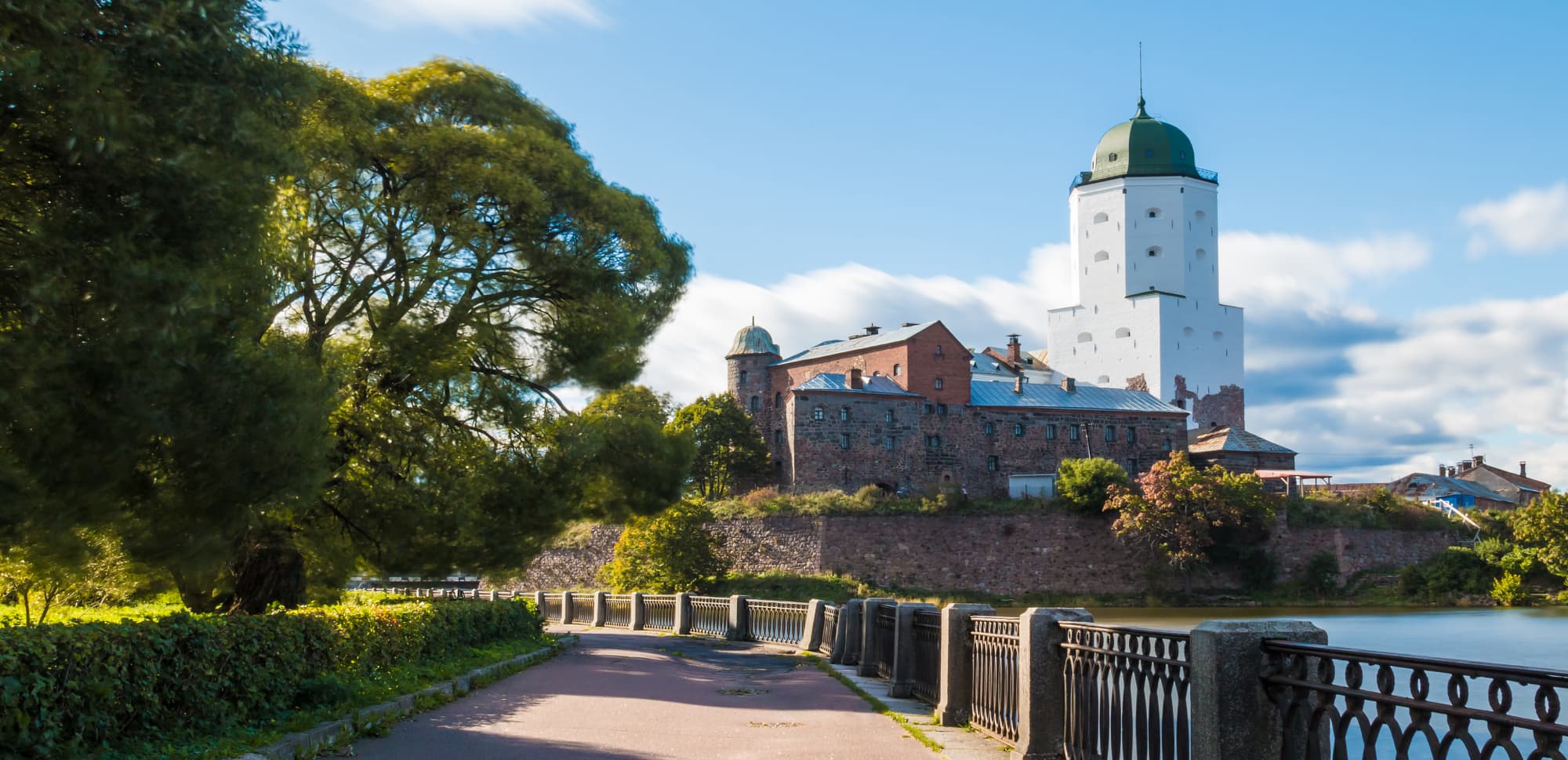 Автобусная экскурсия в Выборг на 1 день