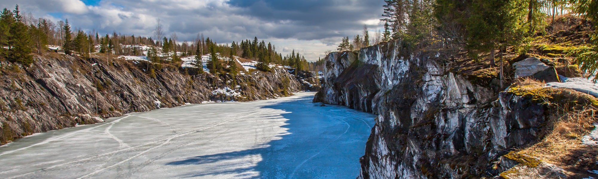 Автобусная экскурсия в Рускеалу на 1 день