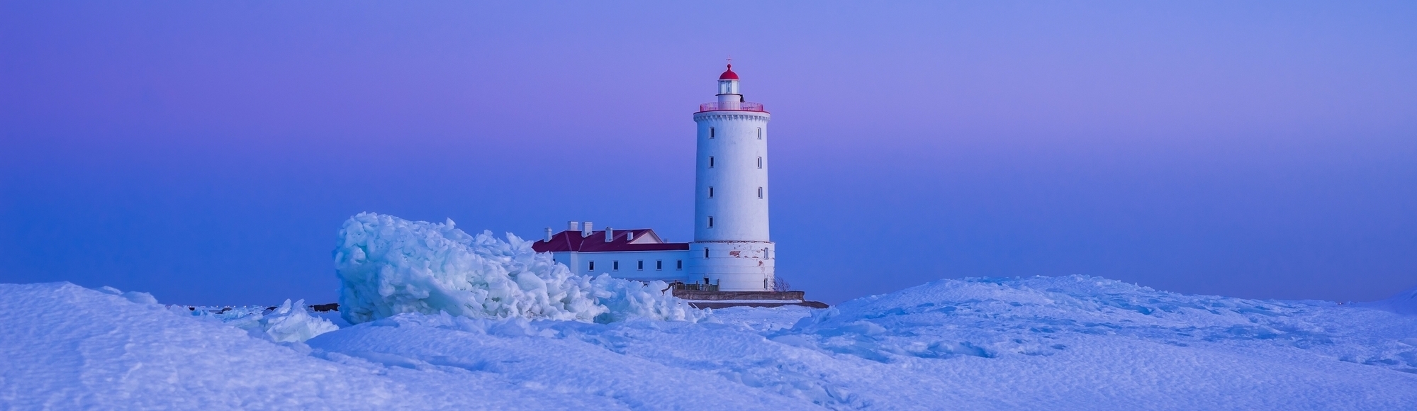 Прогулка на катере от форта Риф до Толбухина маяка